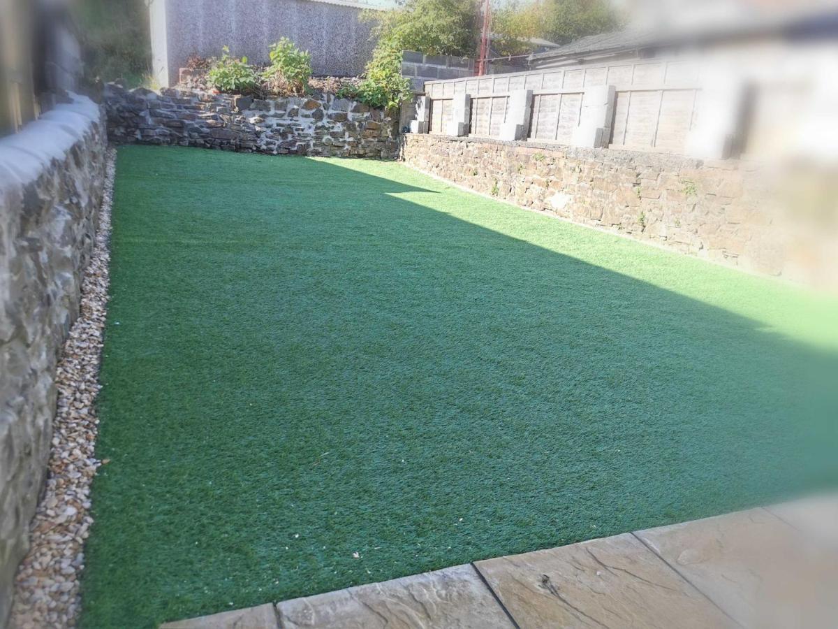Large Green Garden, 4 Bedrooms, Sleeps 8 Swansea Zewnętrze zdjęcie