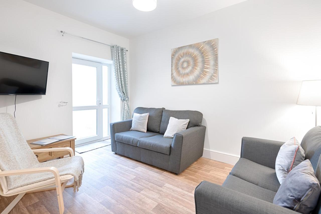 Large Green Garden, 4 Bedrooms, Sleeps 8 Swansea Zewnętrze zdjęcie
